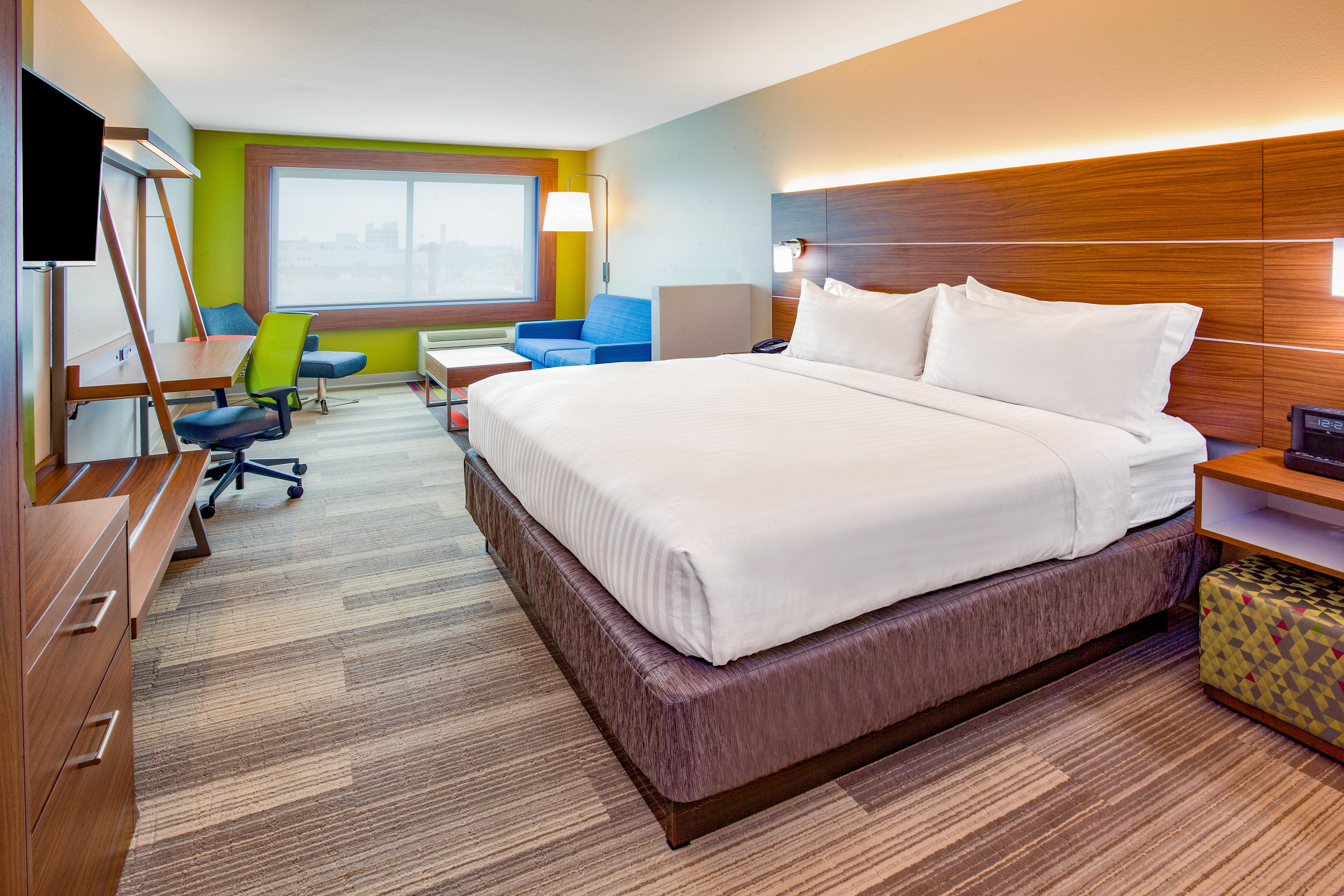 Holiday Inn Express And Suites Des Moines Downtown By Ihg Exterior photo