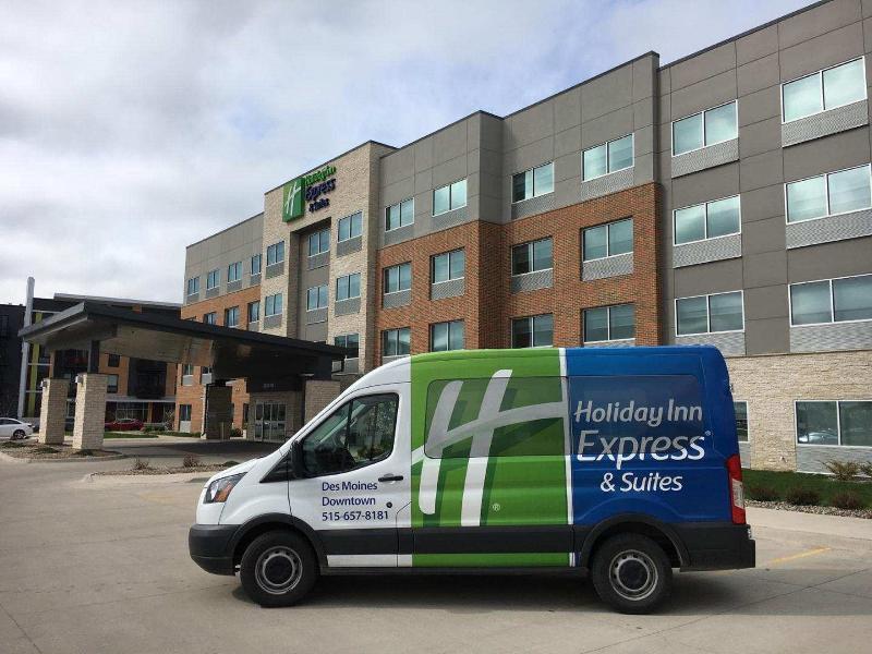 Holiday Inn Express And Suites Des Moines Downtown By Ihg Exterior photo